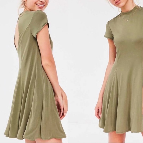NWT Urban Outfitters Silence + Noise Mockneck Trapeze Dress in Natural Size L - Picture 2 of 4